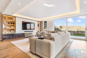 Photo 25- click for photo gallery